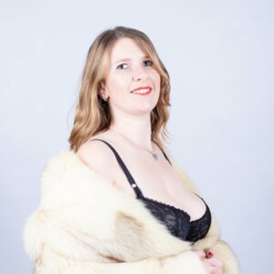 Paigemodel's media