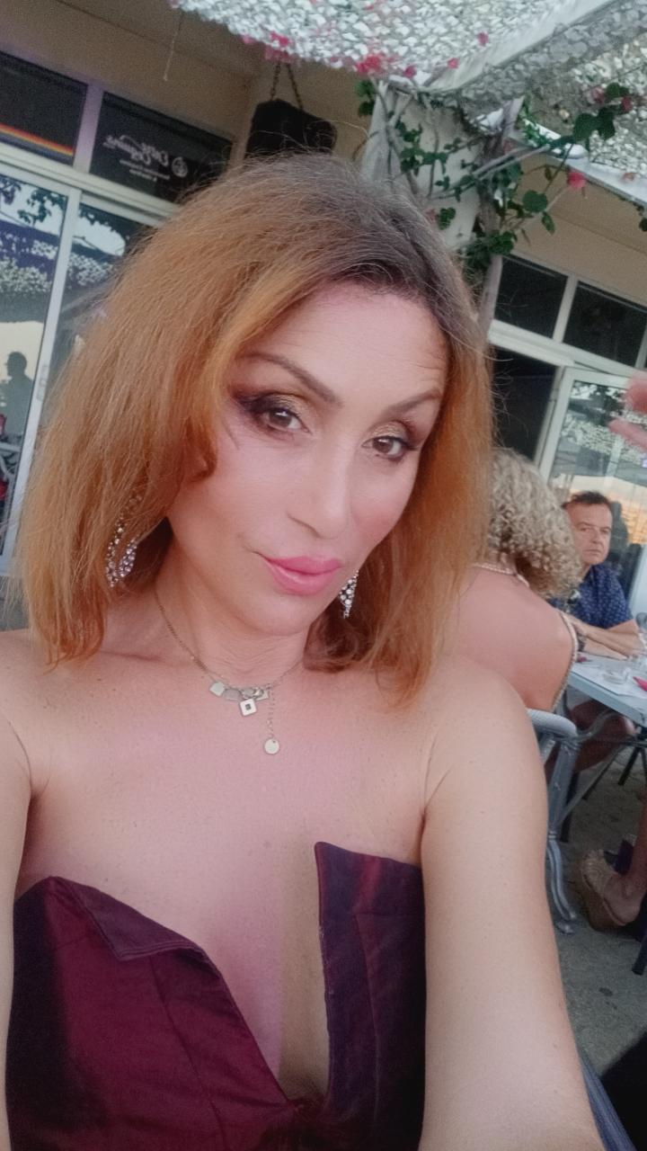 Parischou_'s media