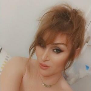 Parischou_'s media