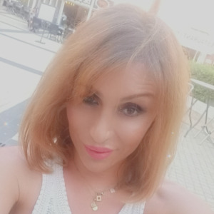 Parischou_'s media