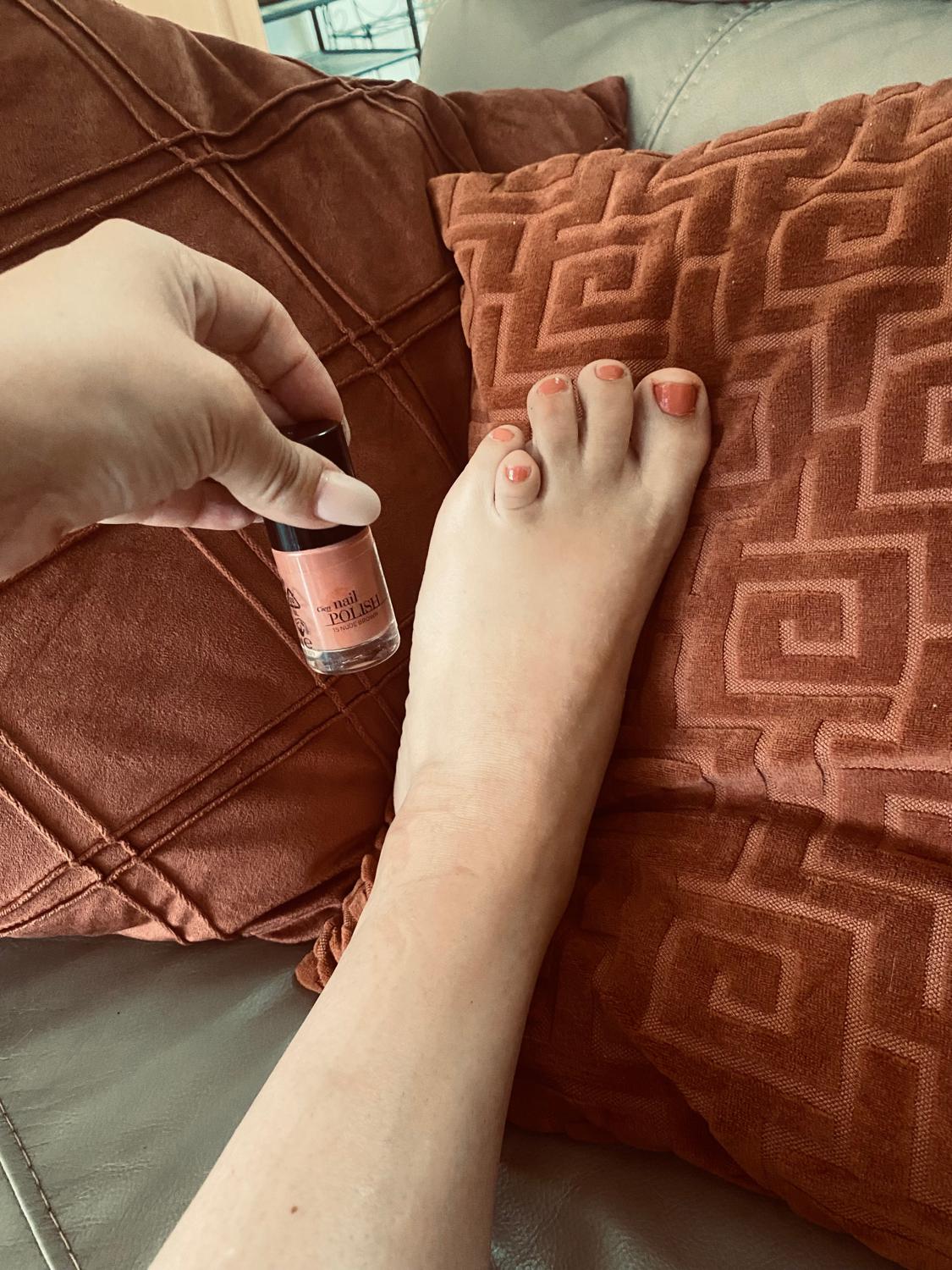 Particularyfeet's media