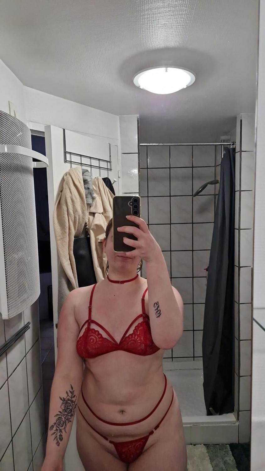 Pauline61's media
