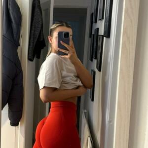 _paulinette_'s media