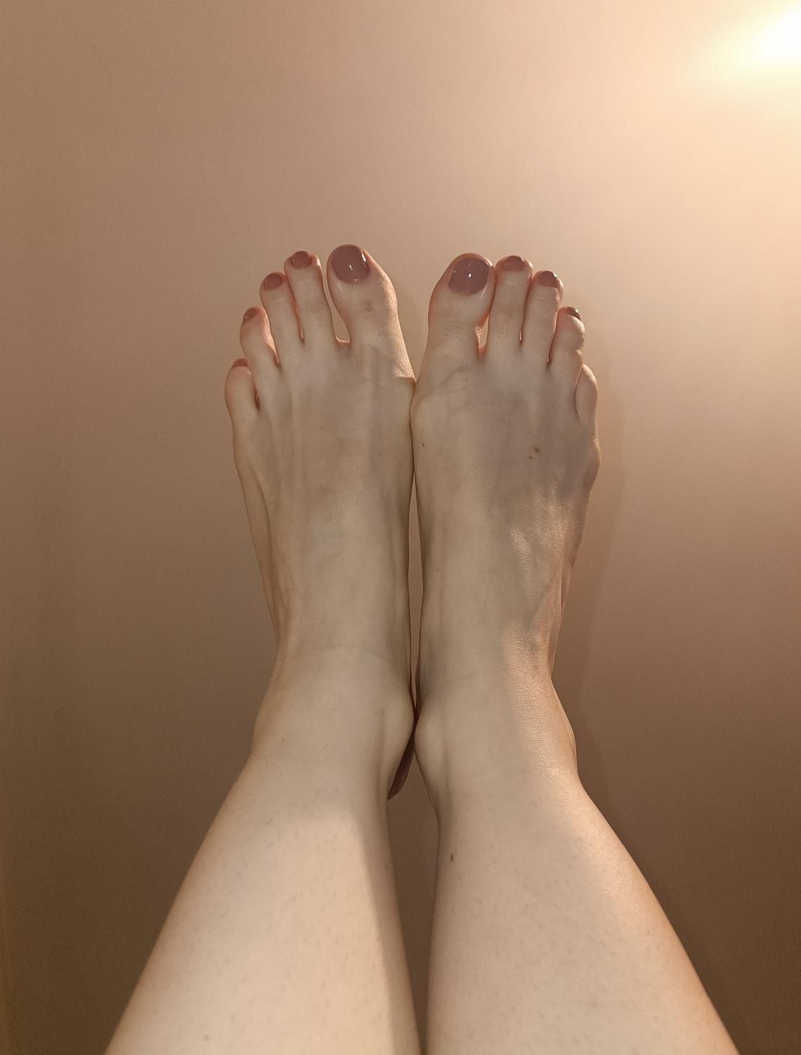 Pauwleens_feet's media