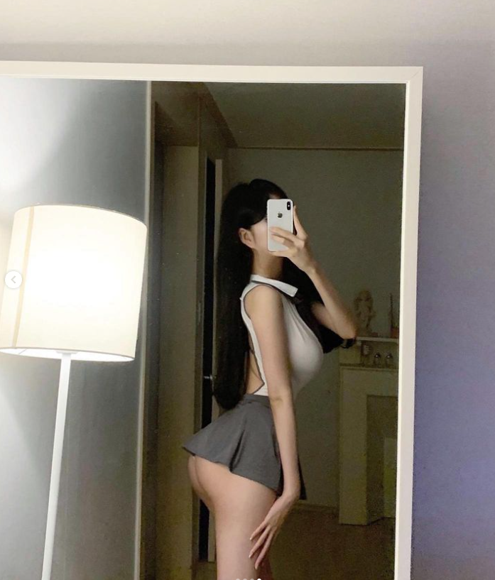 Peachee's media