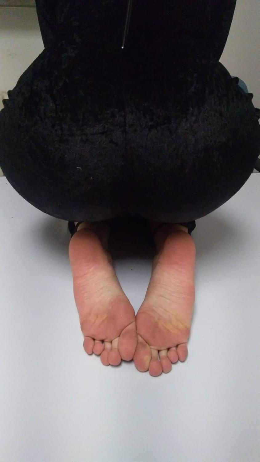 Peneloppe_feet's media