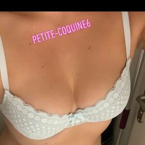 Petite-coquine6's media