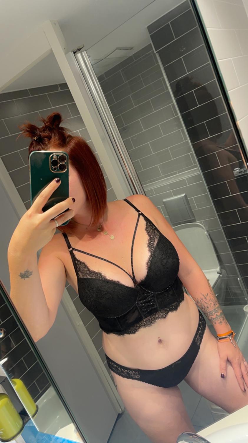 Petite-rousse's media