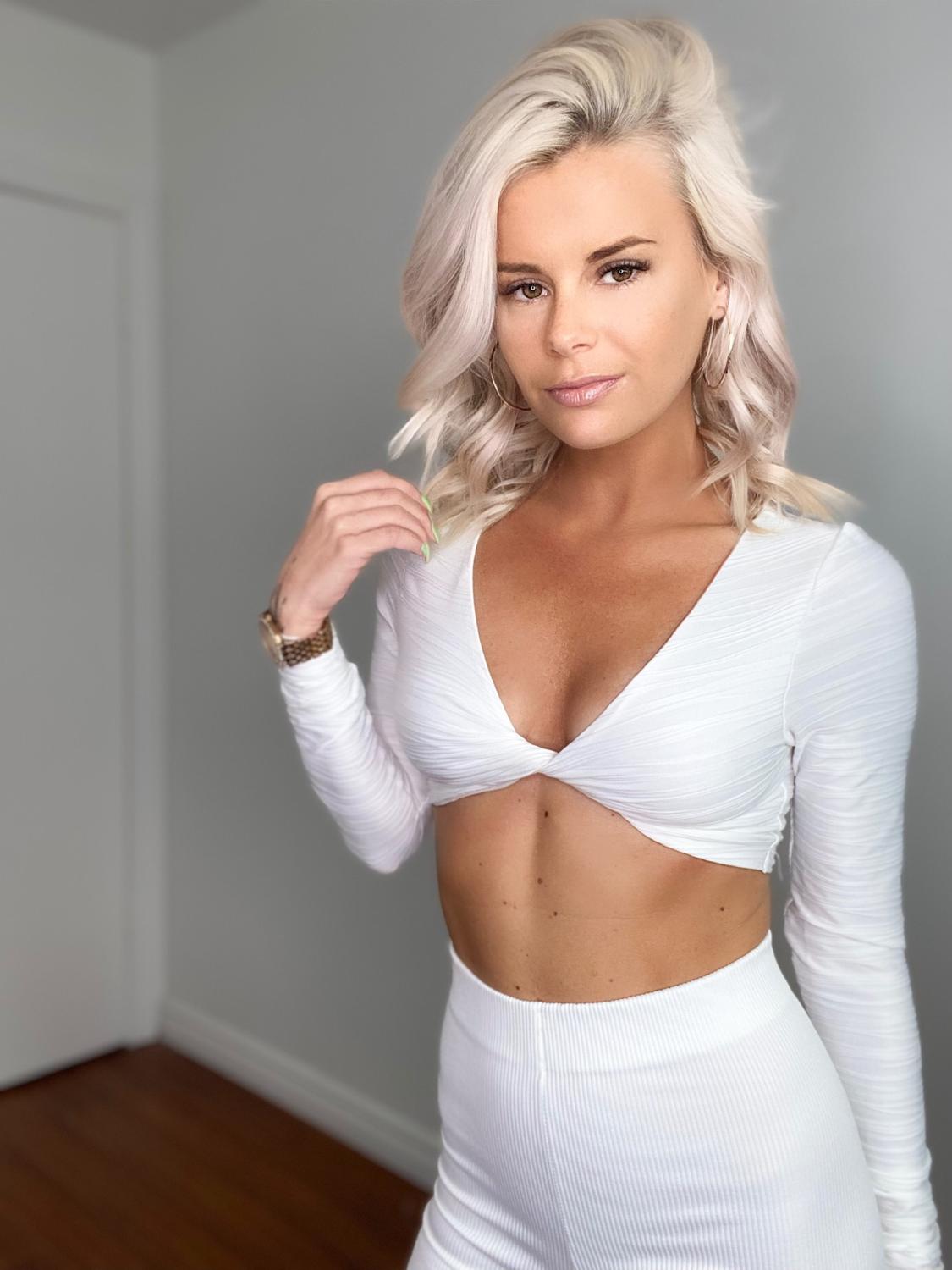 Petiteblonde04's media