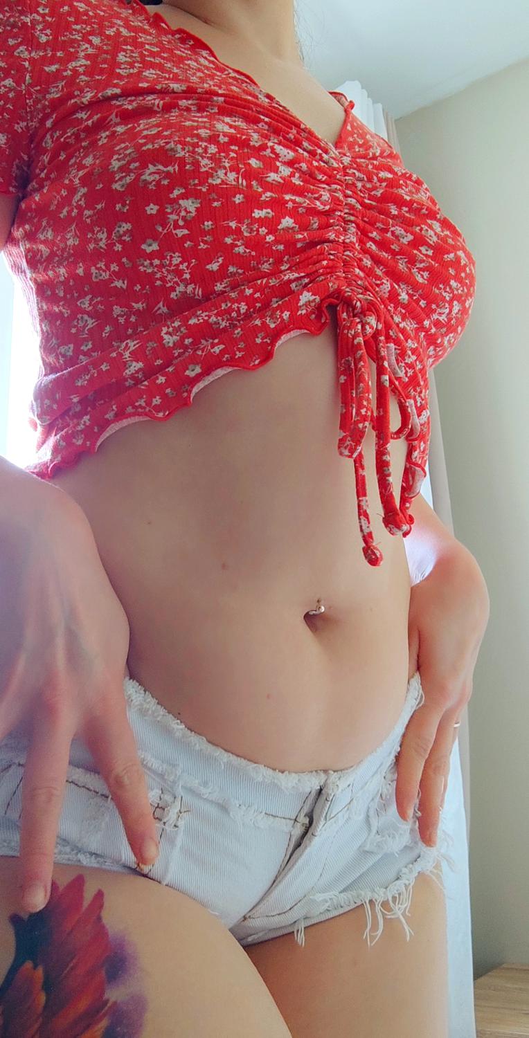 Petitefemme's media