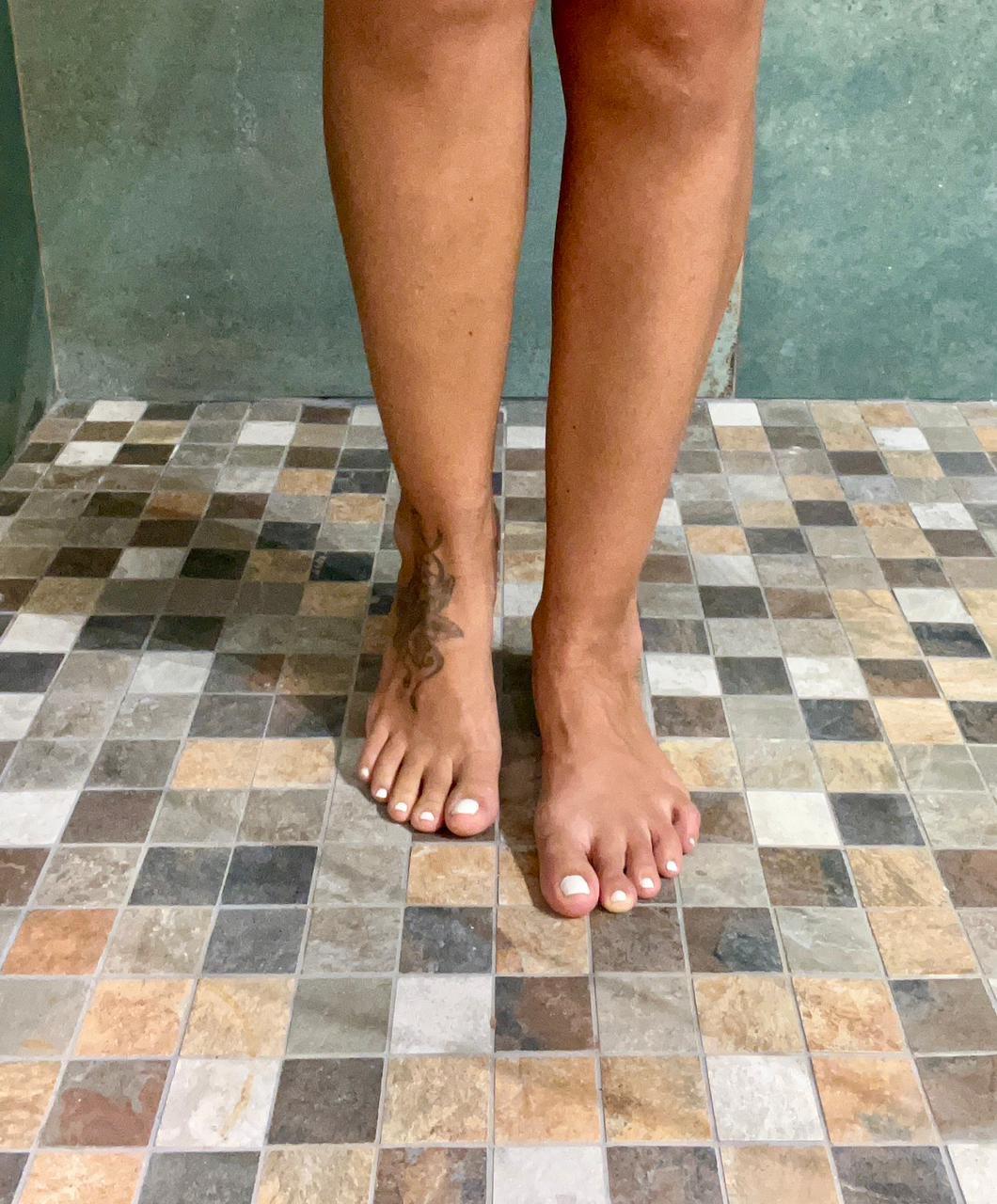 _petitspas_'s media