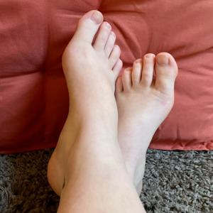 Pieds_2_rouquine's media