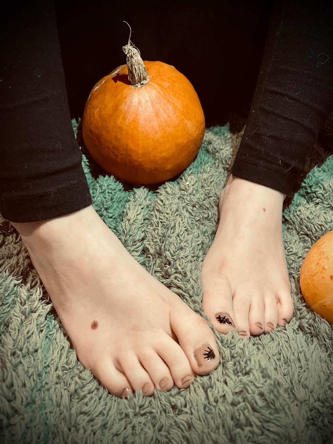 Pieds_d_alix's media