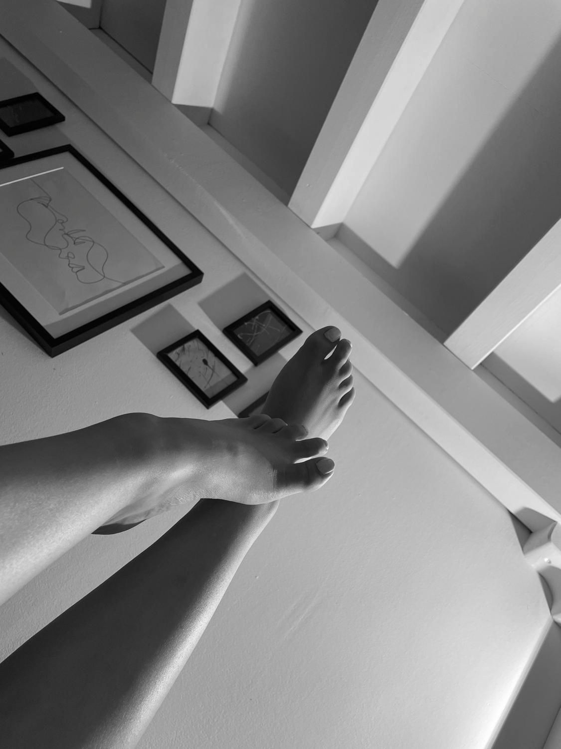 _pieds's media