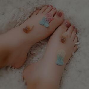 Piedsgirly-feet's media