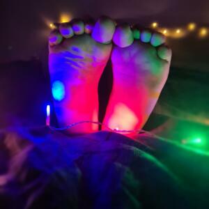 Piedsgirly-feet's media