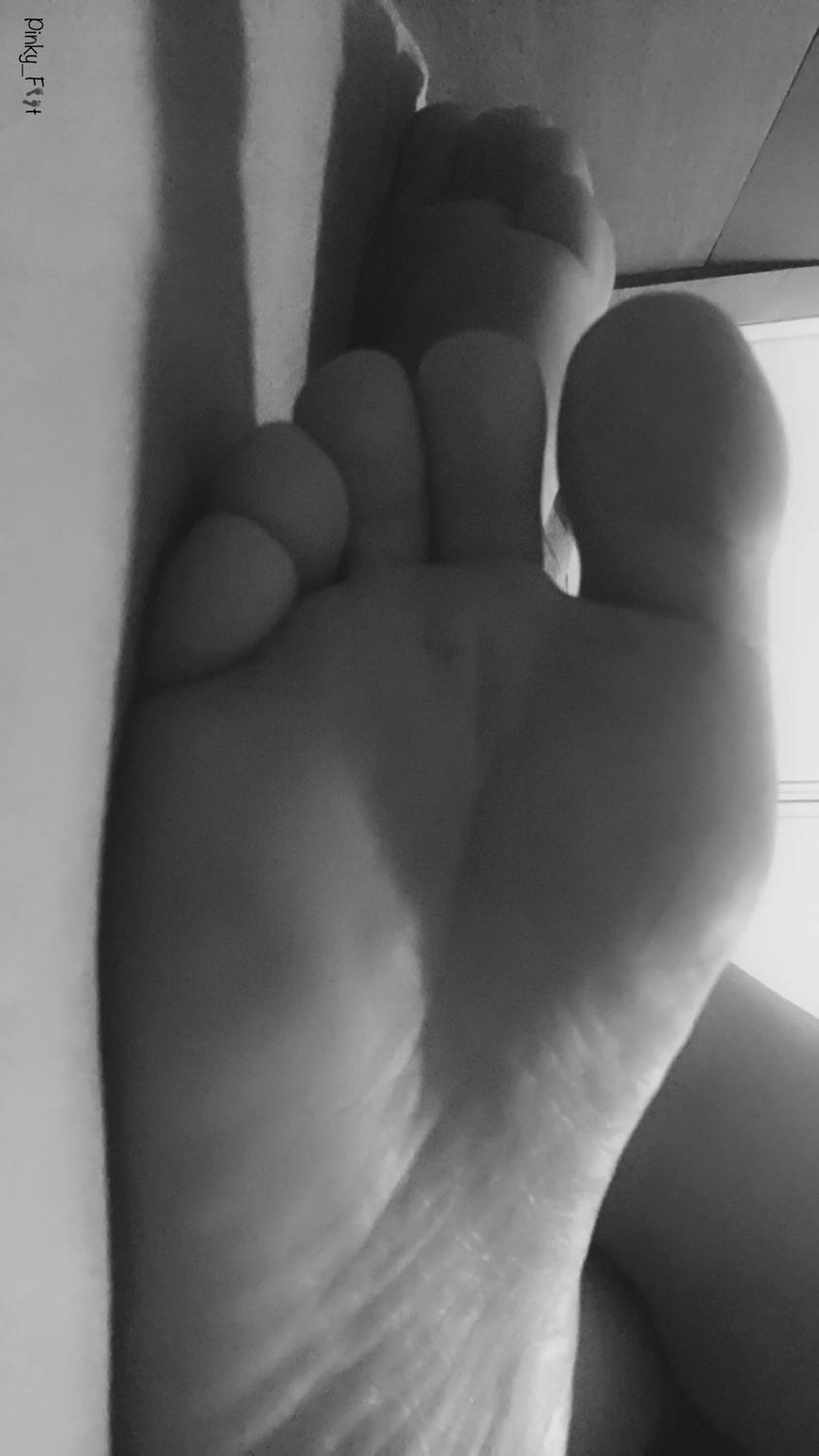 Pinky_foot's media