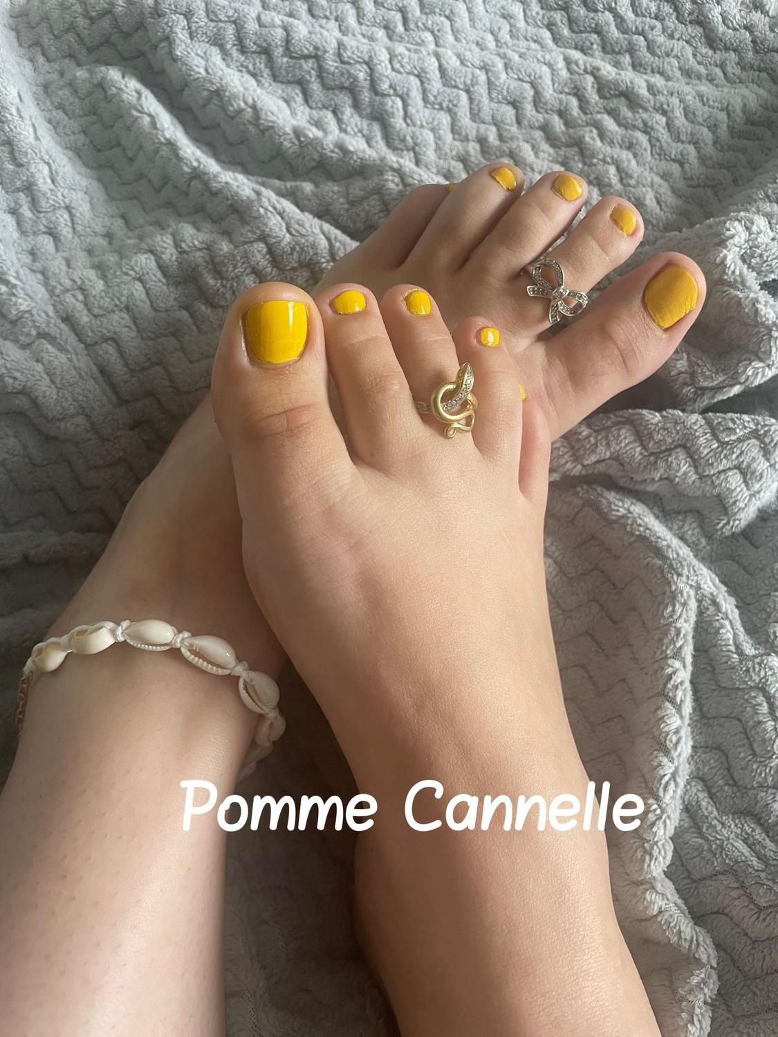 Pommecannellefeet's media