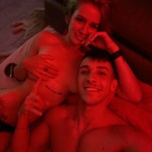 Porn_couple_goal's media