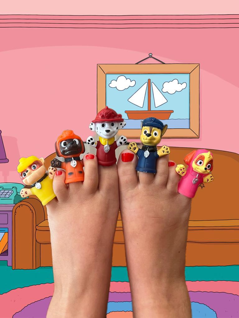 Prends-ton-pied-estale-feet's media