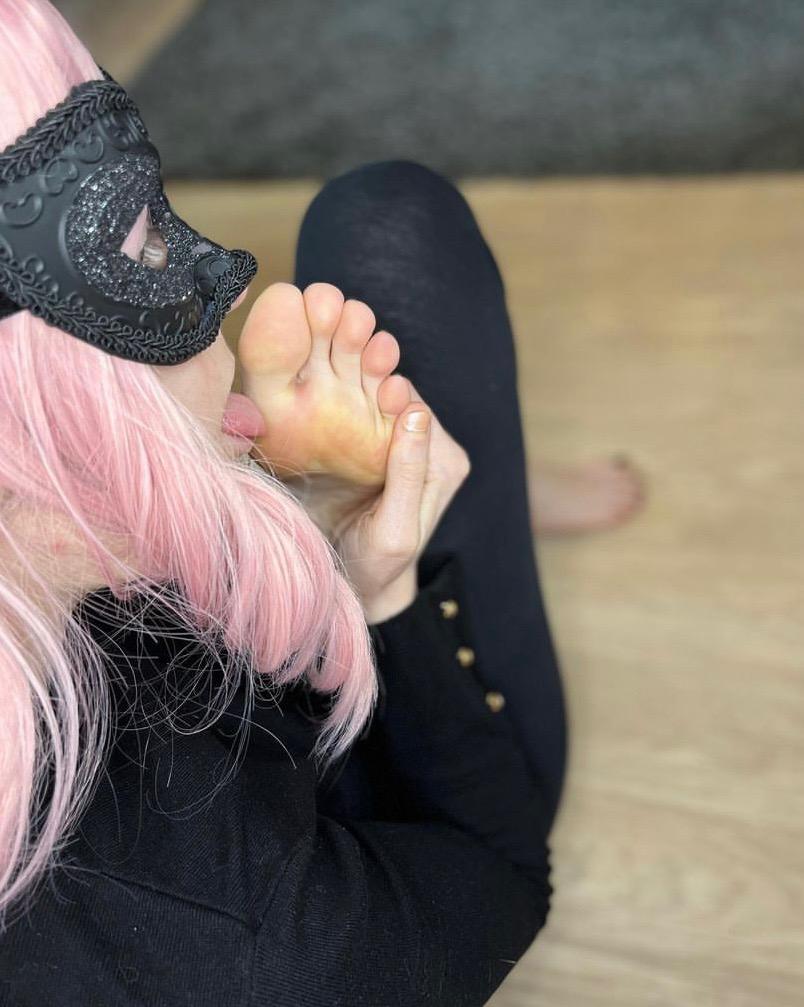Prendtonpieds's media