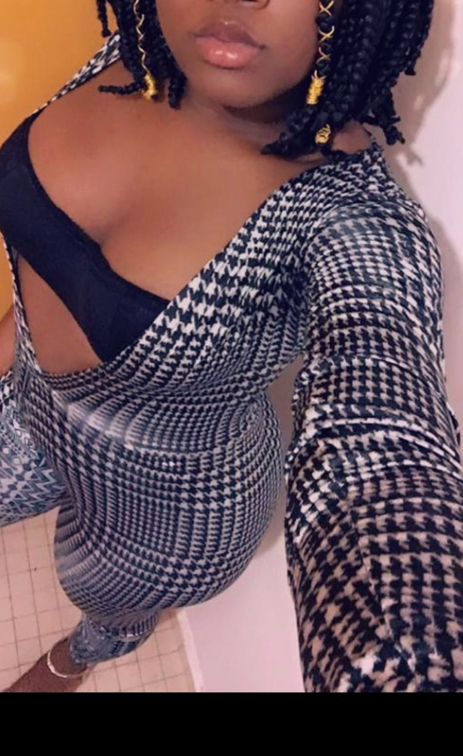 Pretty-diabla's media