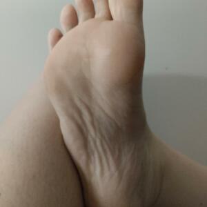Pretty_lovely_feet's media