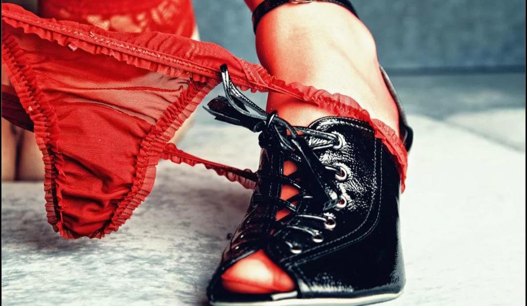 _prettyfeet74_'s media