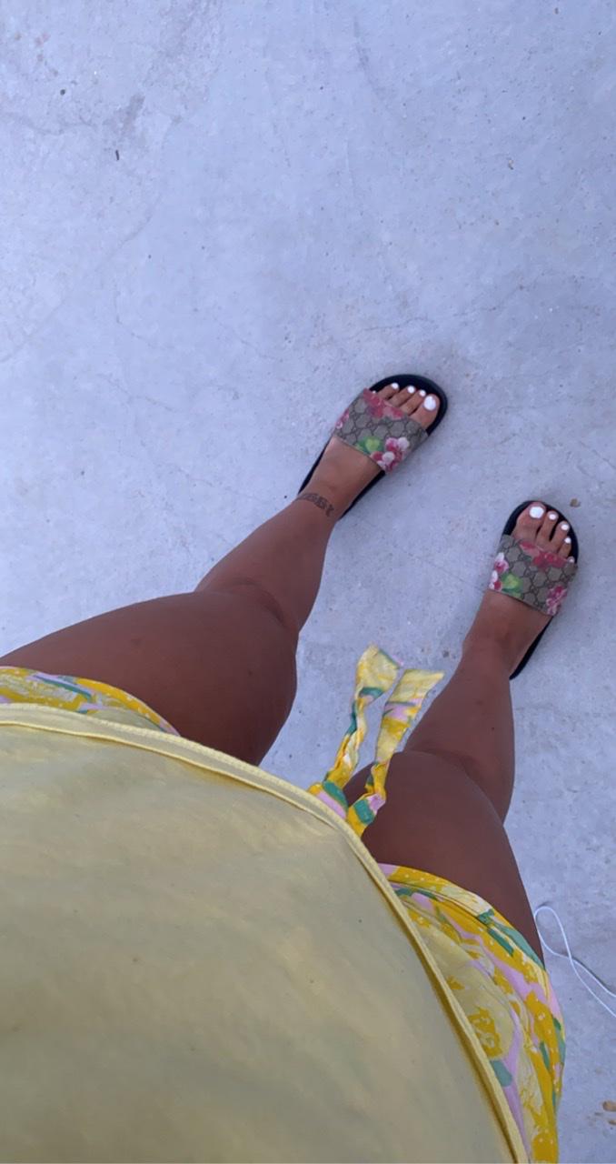 Prettyfeetprettybody's media