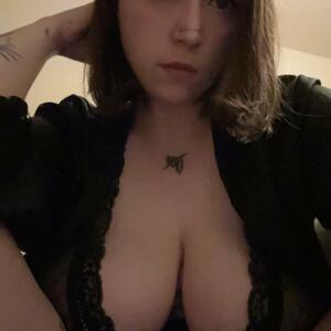 Prettygurlzmakegraves's media