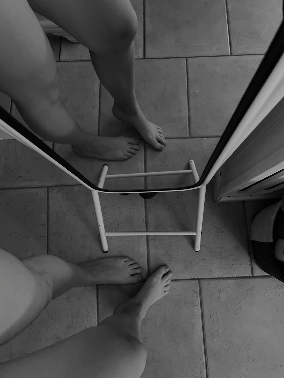 _prettylittlefeet1's media