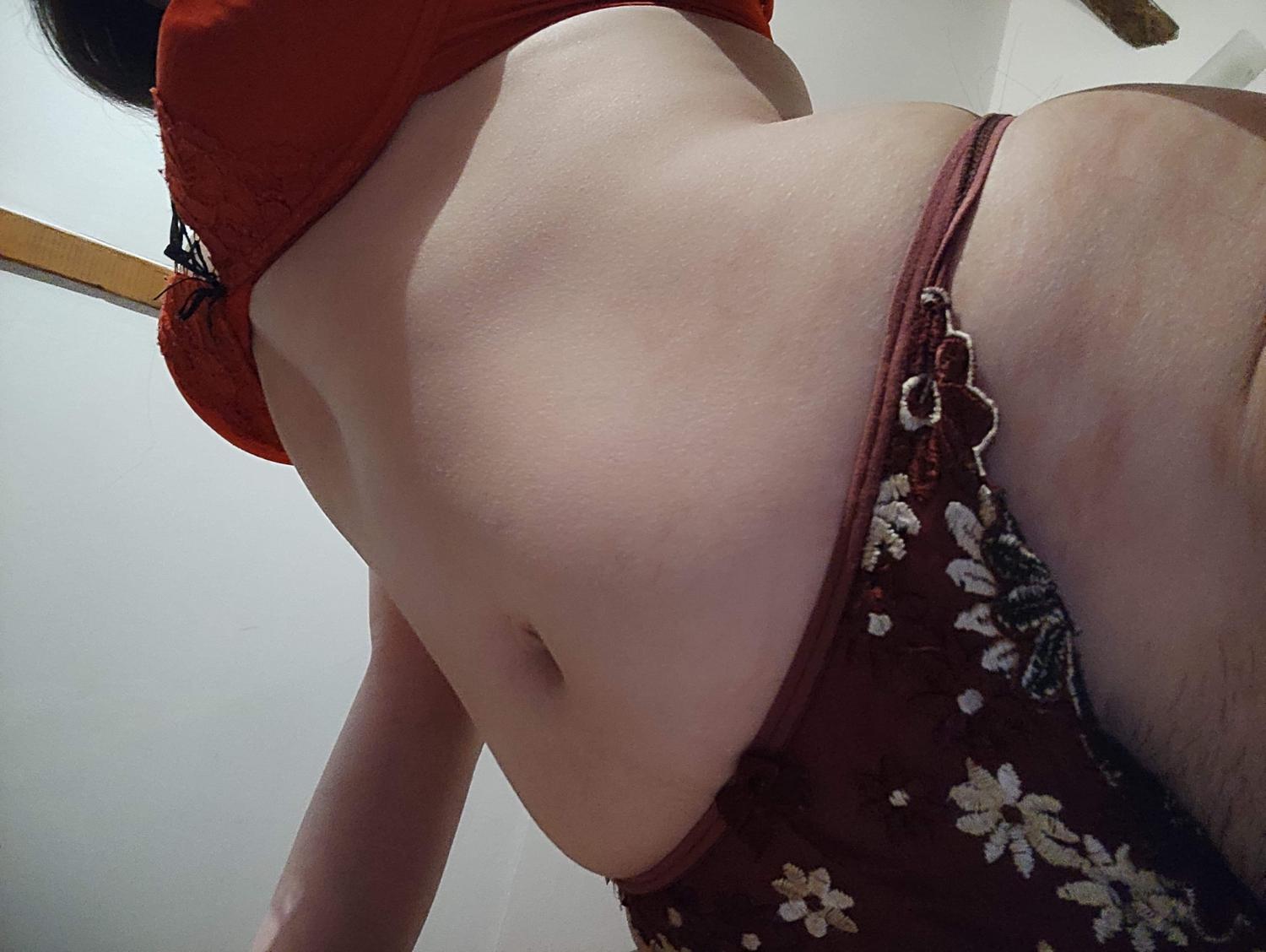 Prettynudes's media