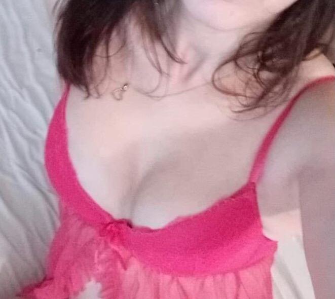 Prettynudes's media