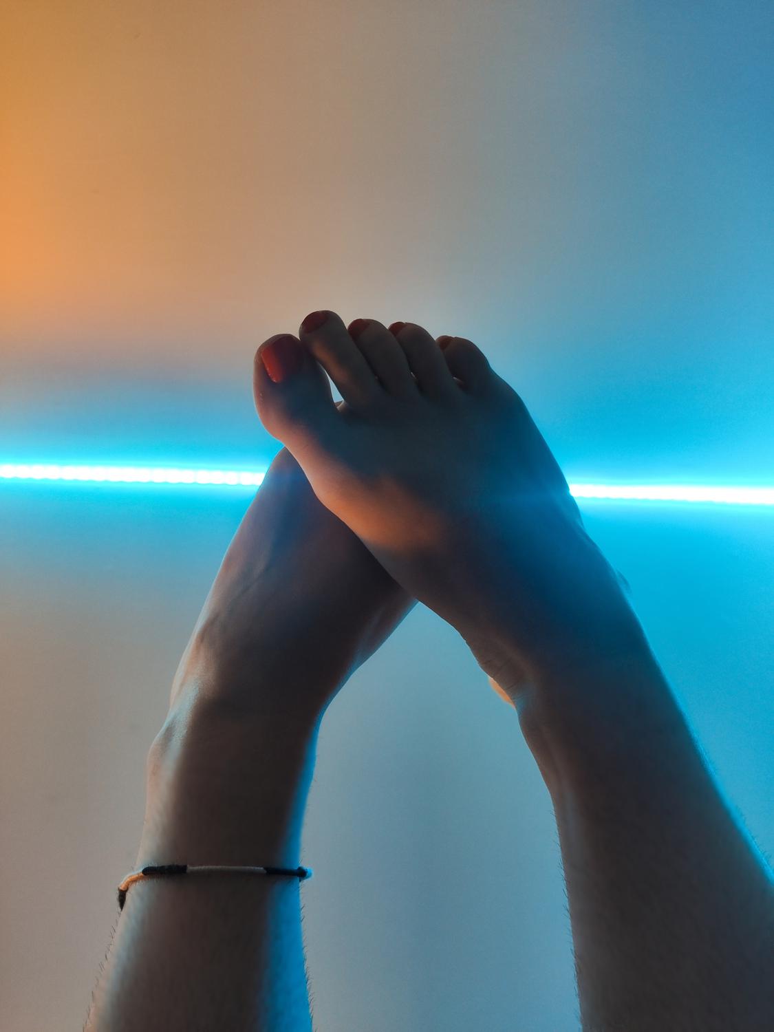 Priscafeet's media