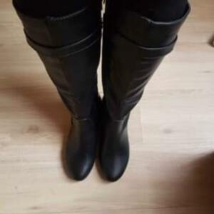 Prunefeet's media