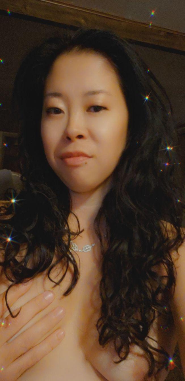 Queenbear's media