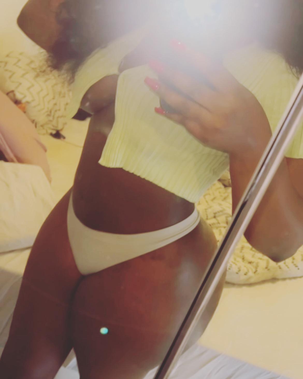Queenmaah_'s media
