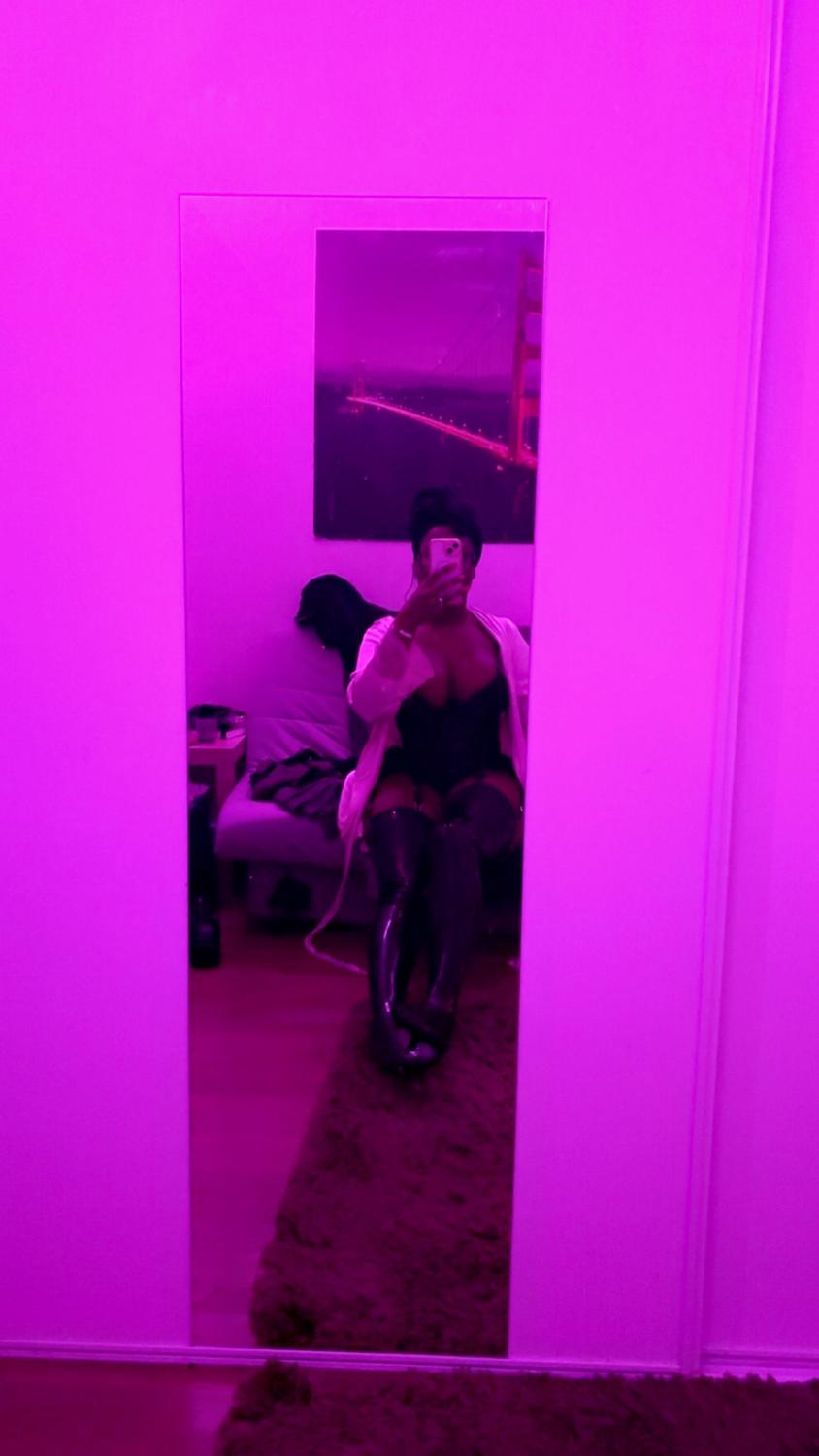 Queenmaah_'s media