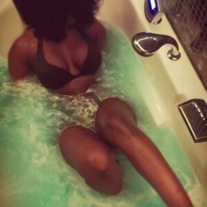 Queenmaah_'s media
