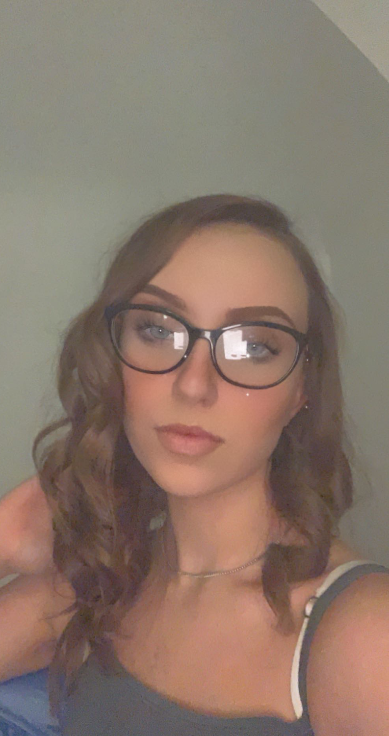 _queennn_'s media