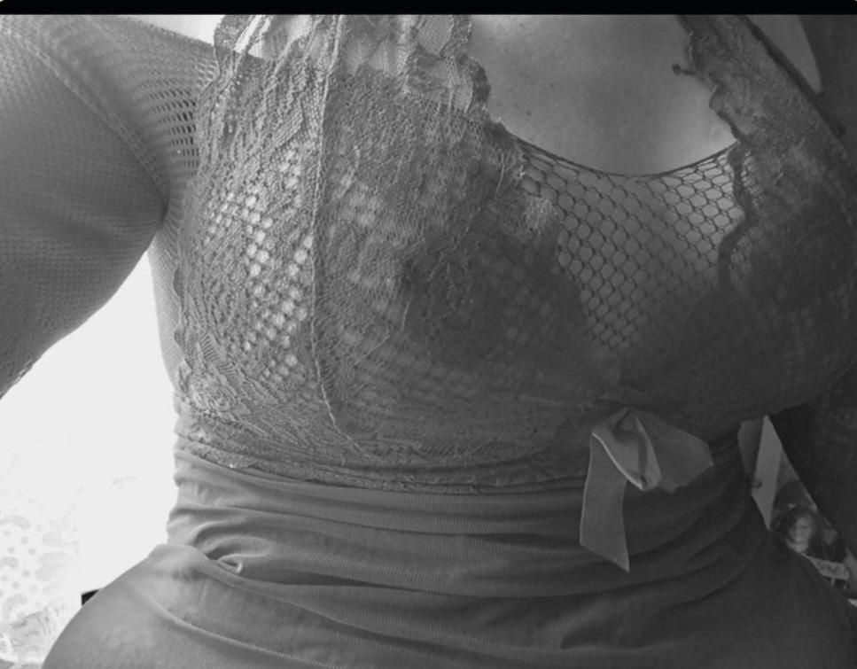 Raquel-curvy's media