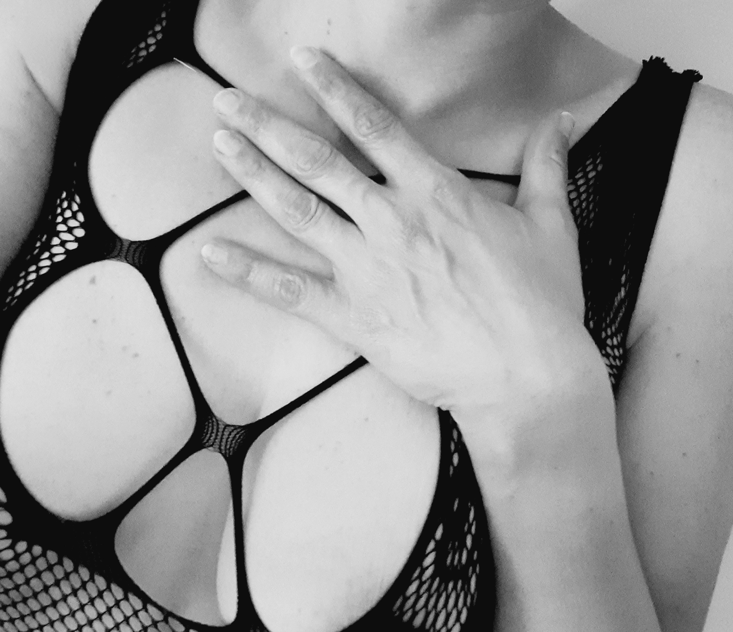 Raquel-curvy's media