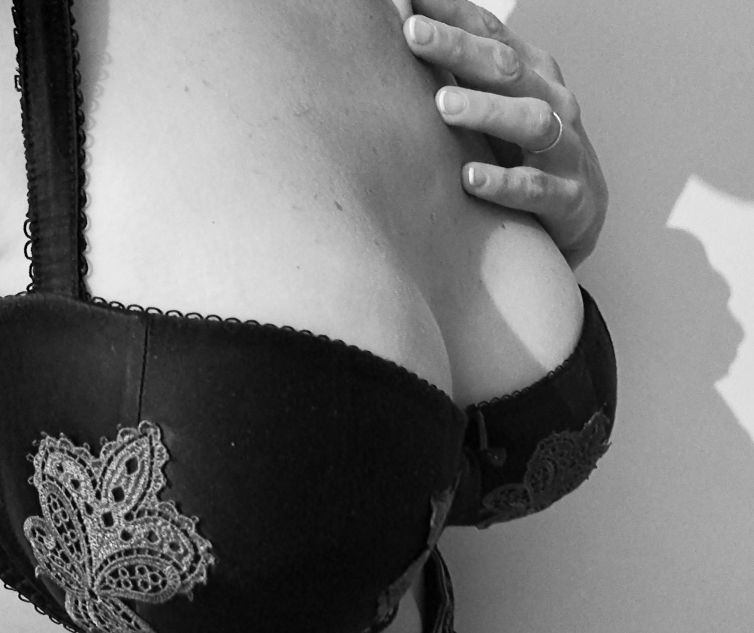 Raquel-curvy's media