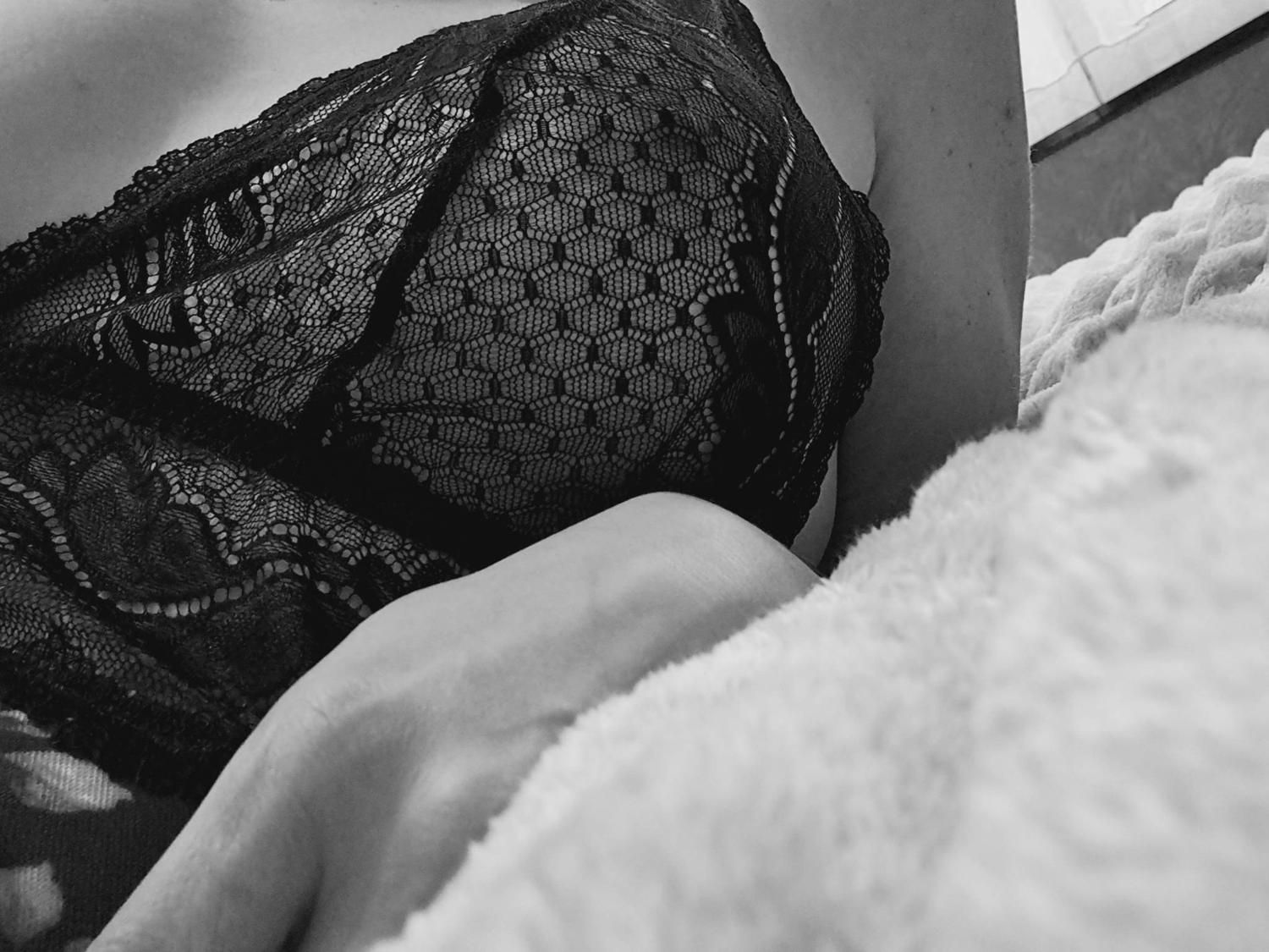 Raquel-curvy's media