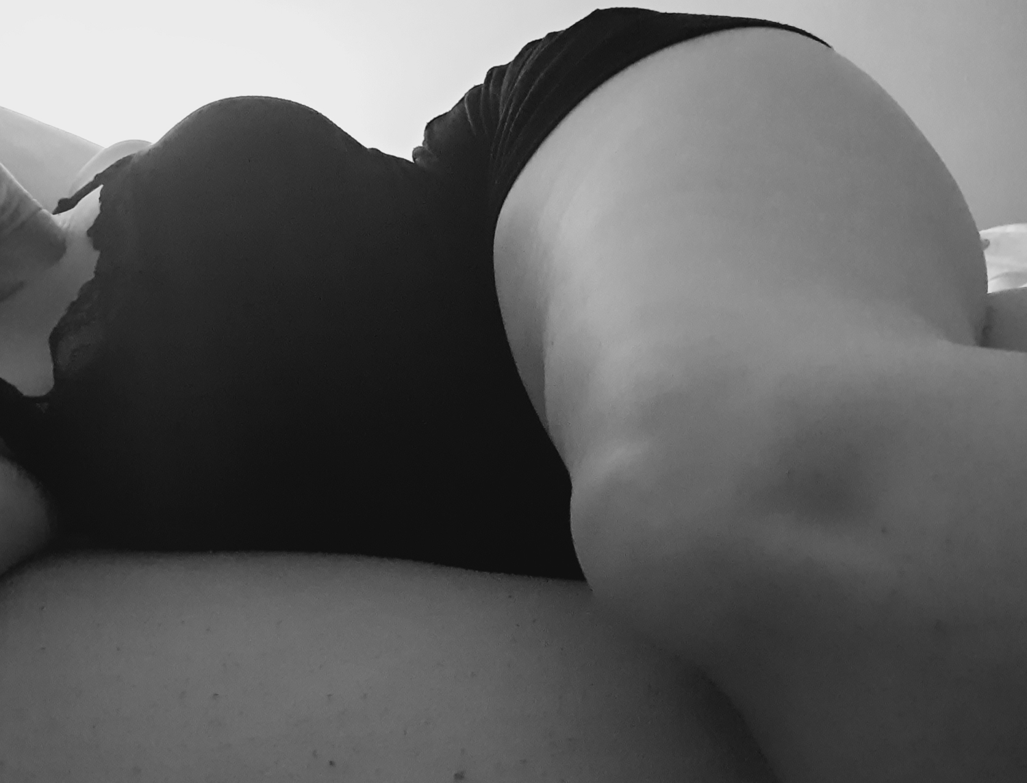 Raquel-curvy's media