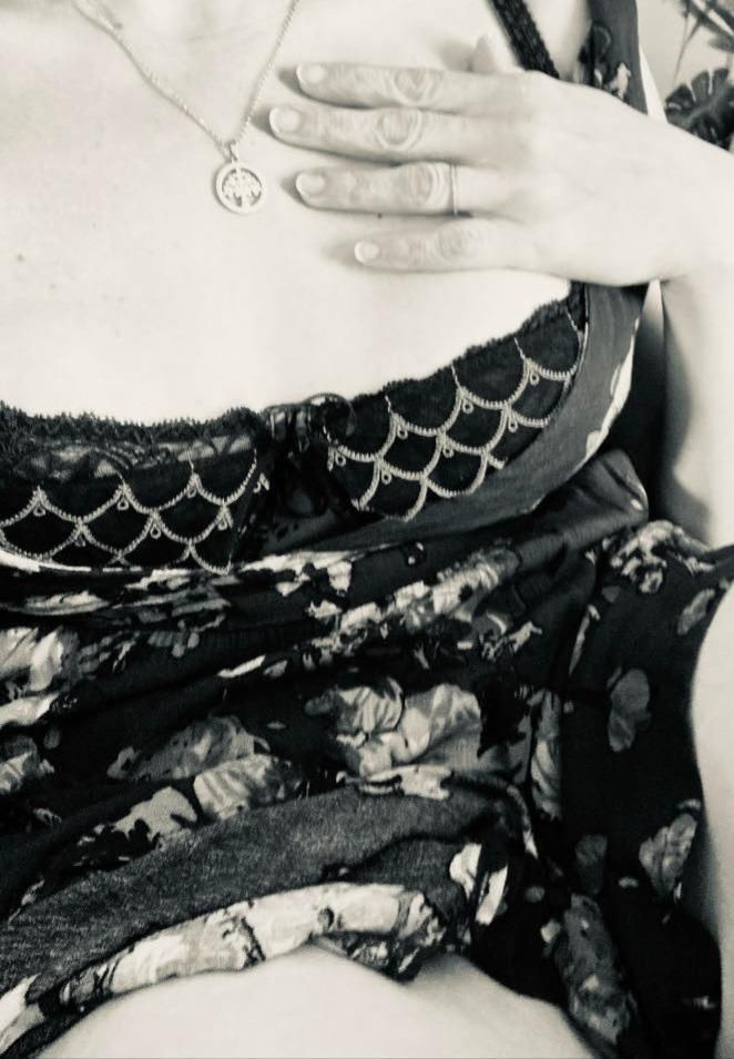 Raquel-curvy's media