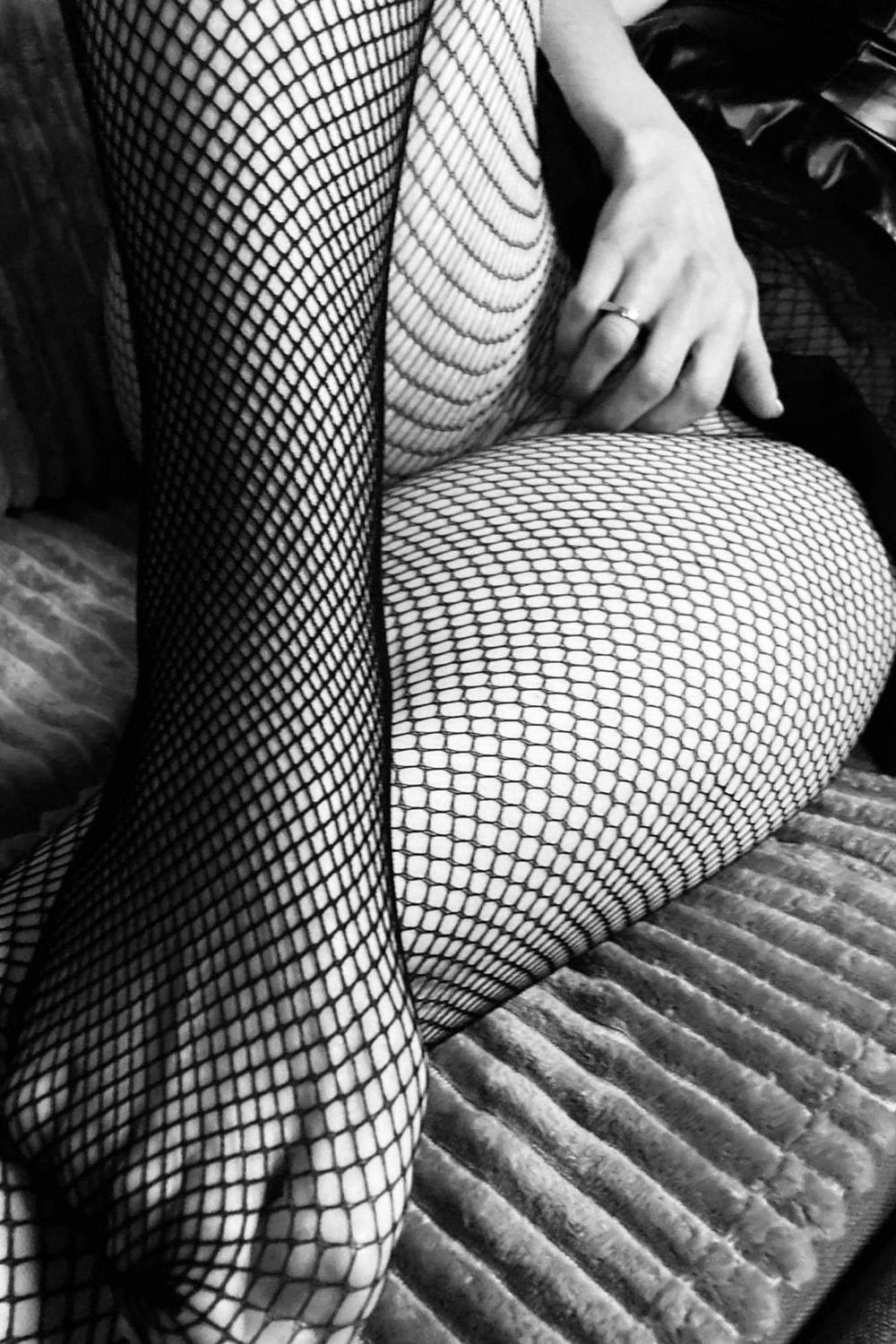 Raquel-curvy's media