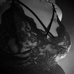 Raquel-curvy's media