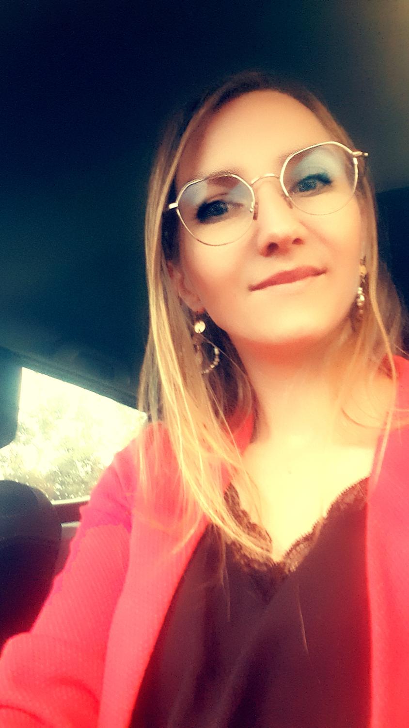 Rebekhalolita's media