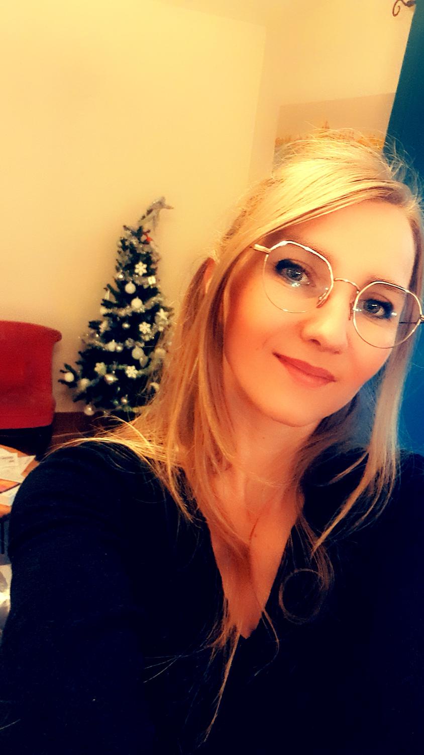 Rebekhalolita's media